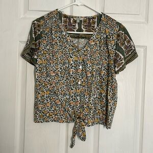 Lucky brand cropped tie front shirt